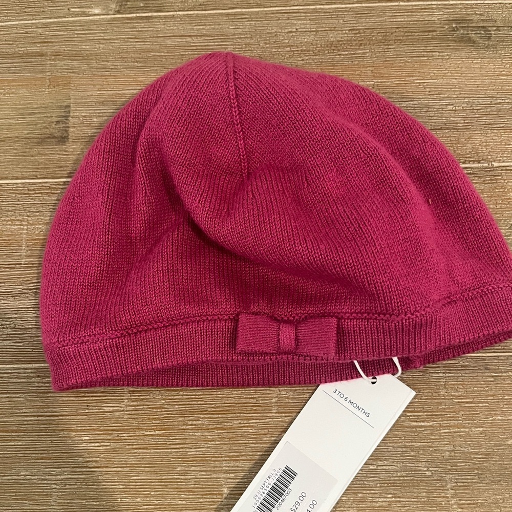 NWT hat - Picture 3 of 3